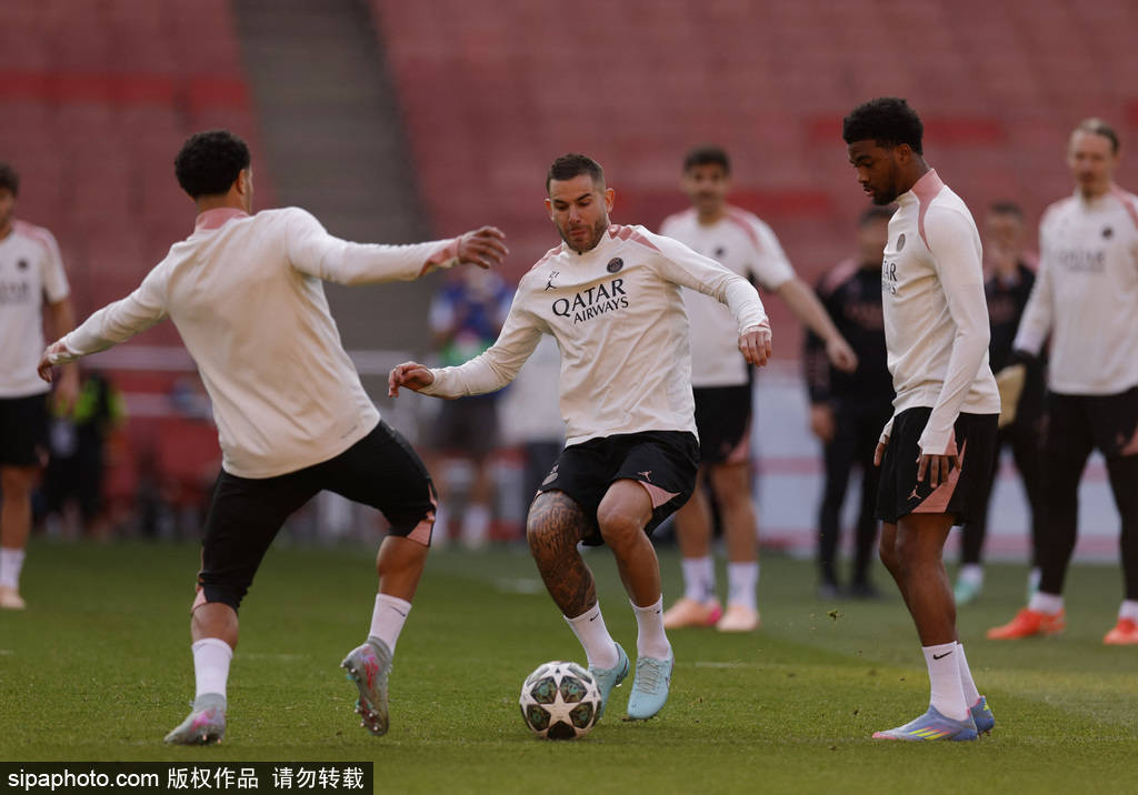 恩里克揭秘！巴黎没了姆巴佩反更强？欧冠决赛剑指三冠王！